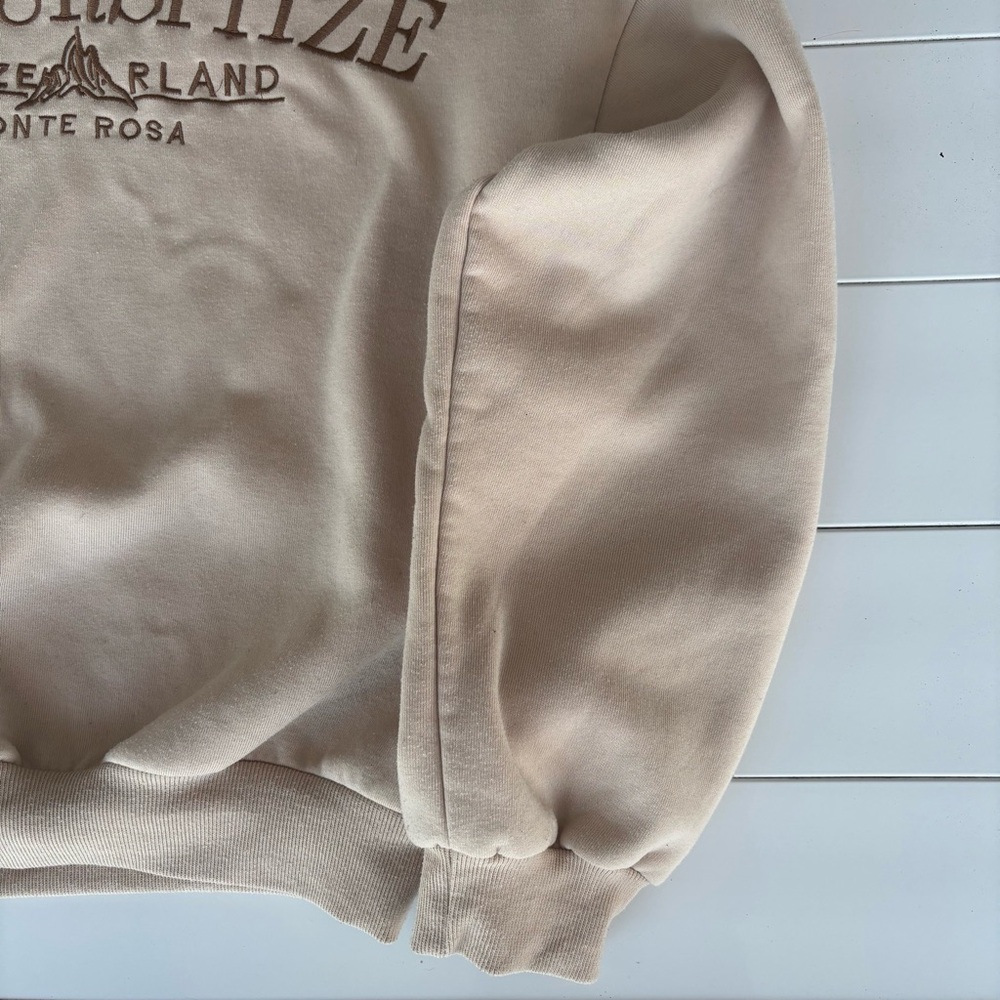 Cream Crew Neck Travel Sweater - Picture 3 of 8